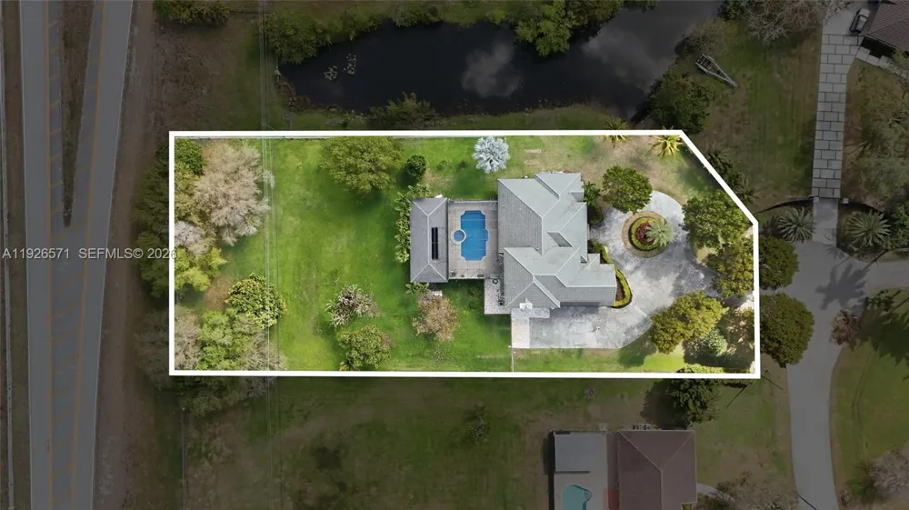 20401 SW 48th Pl Southwest Ranches, FL 33332
