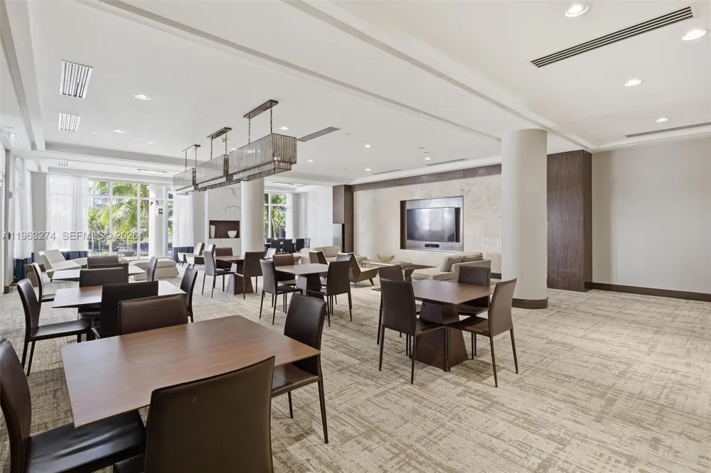 801 Brickell Key Blvd #3209 Miami, FL 33131