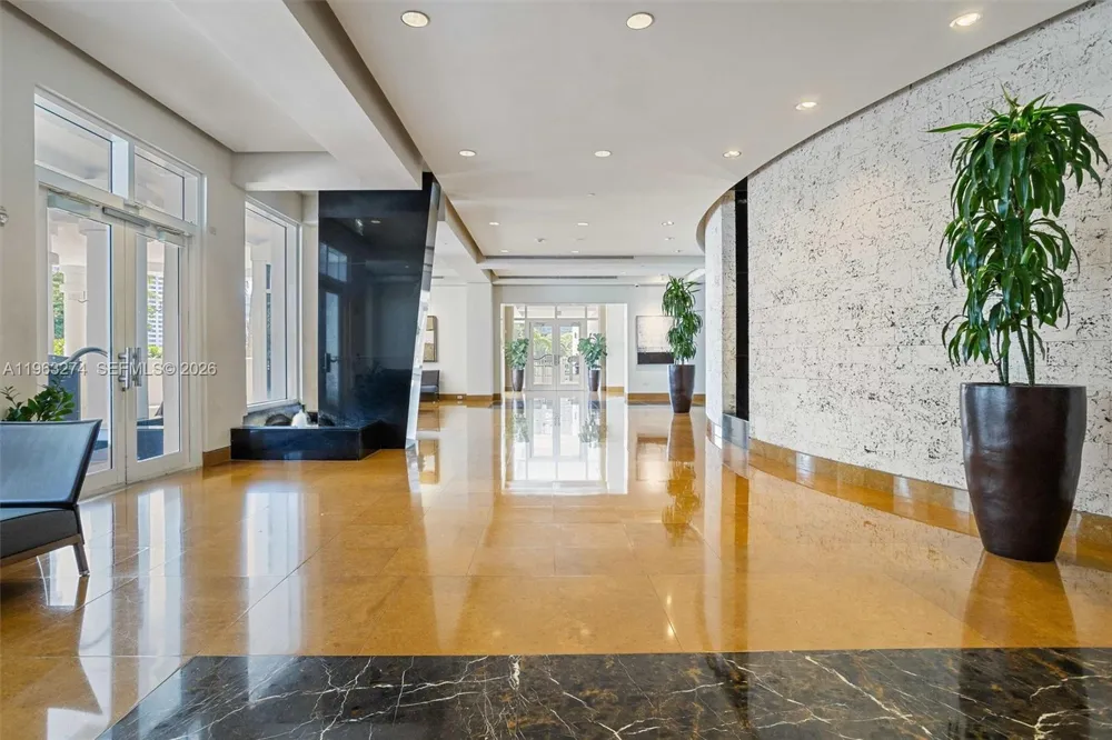 801 Brickell Key Blvd #3209 Miami, FL 33131