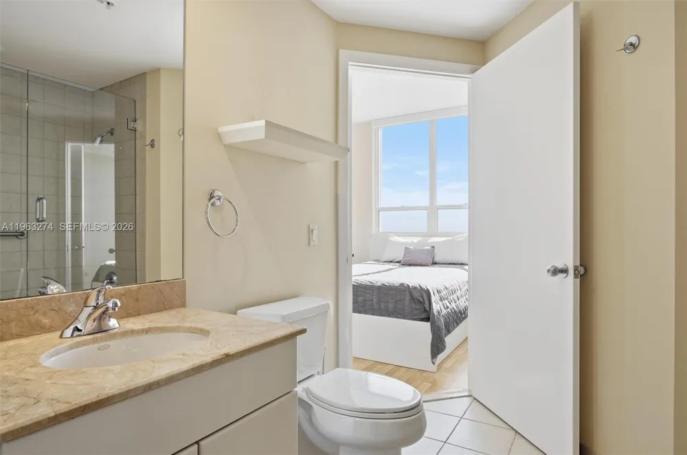 801 Brickell Key Blvd #3209 Miami, FL 33131