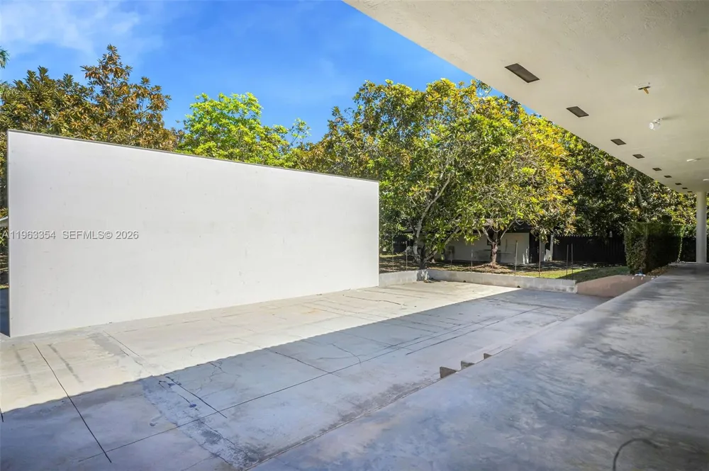19955 SW 186th St Miami, FL 33187