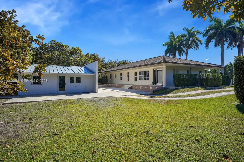 19955 SW 186th St Miami, FL 33187