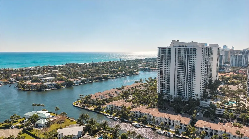 21200 Point Pl #504 Aventura, FL 33180