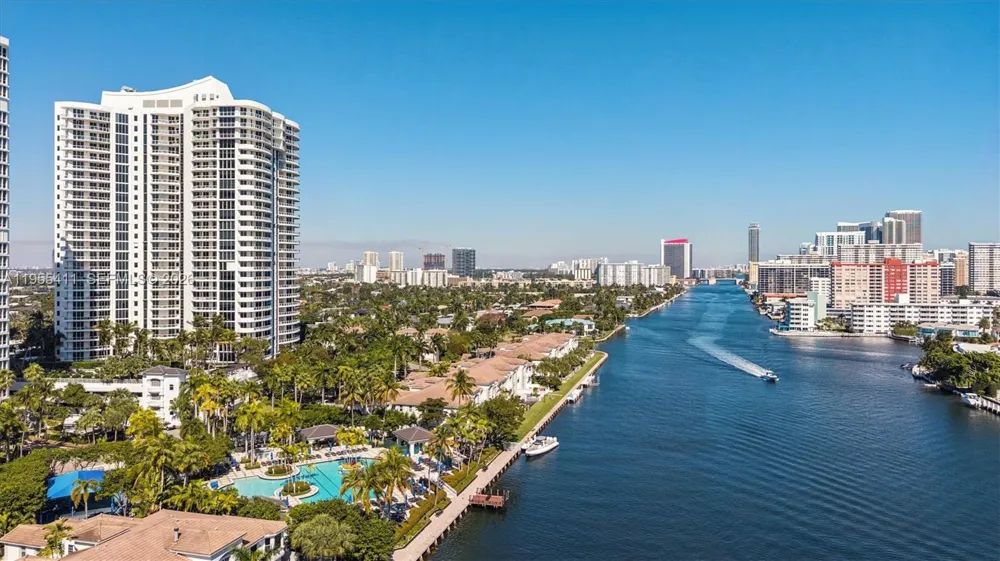21200 Point Pl #504 Aventura, FL 33180