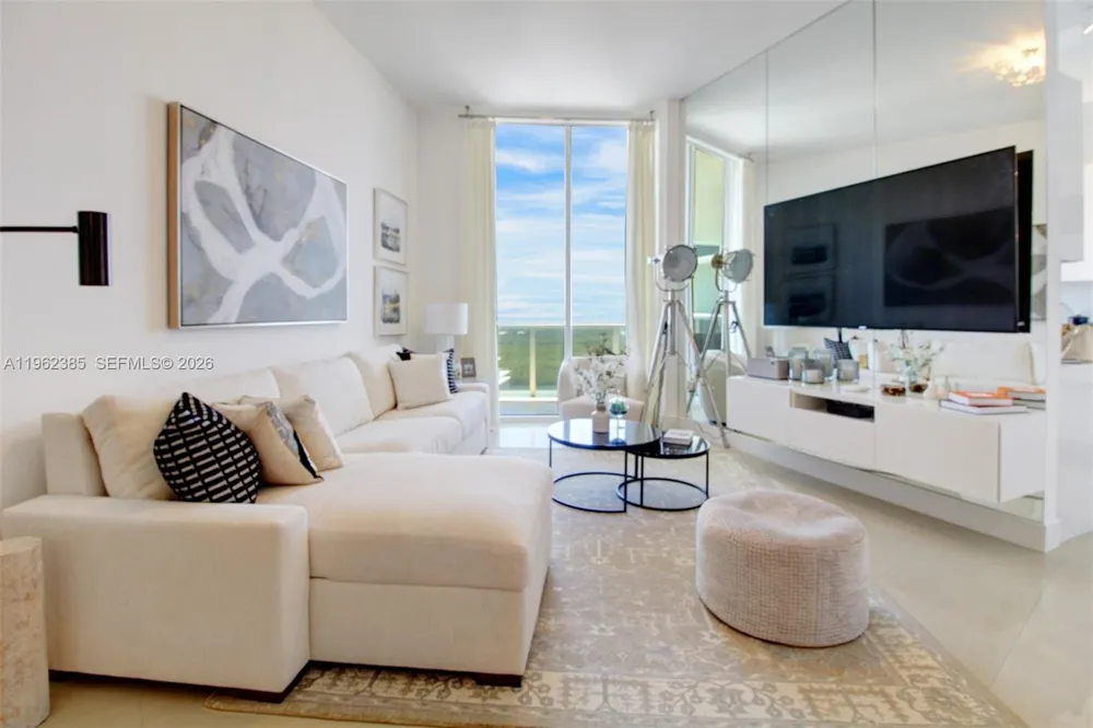 16001 Collins Ave #3605 Sunny Isles Beach, FL 33160