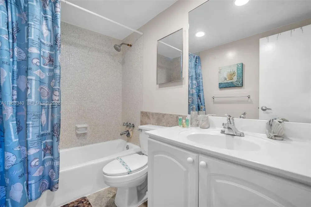 3801 S Ocean Dr #2W Hollywood, FL 33019