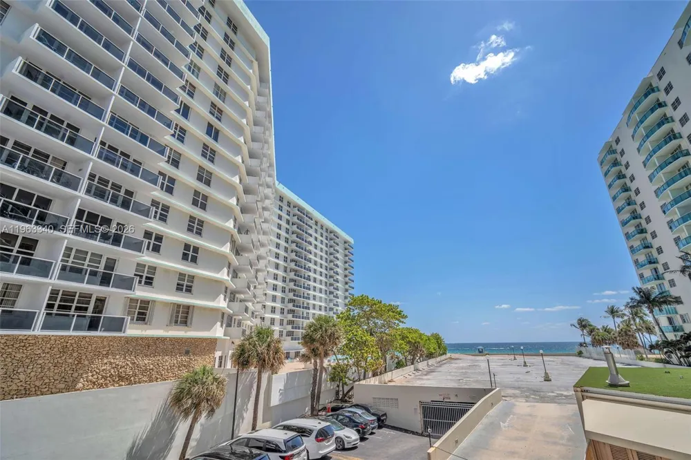 3801 S Ocean Dr #2W Hollywood, FL 33019