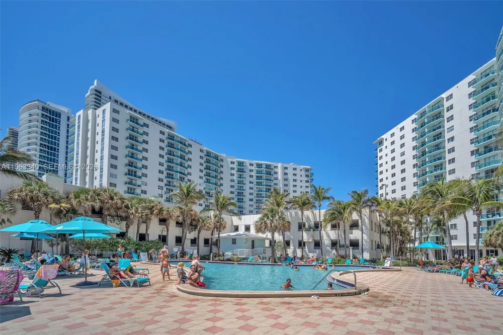 3801 S Ocean Dr #2W Hollywood, FL 33019