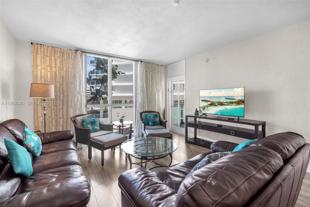 3801 S Ocean Dr #2W Hollywood, FL 33019