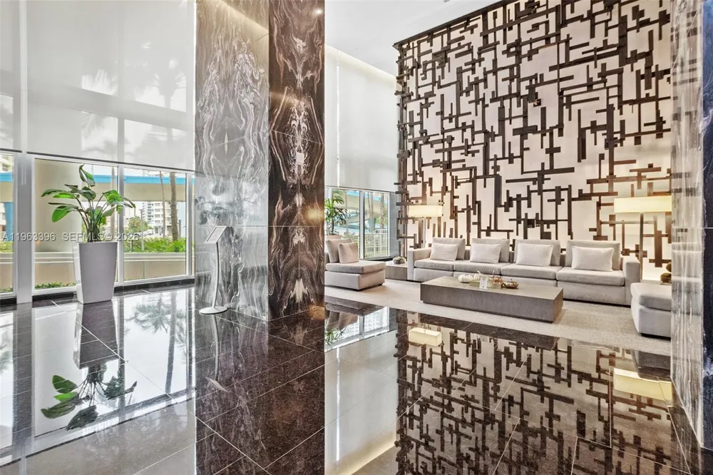 1800 S Ocean Dr #3608 Hallandale Beach, FL 33009