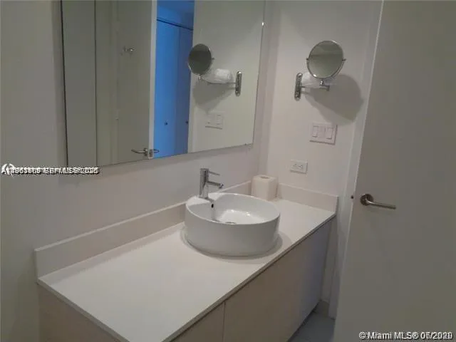2600 E Hallandale Beach Blvd #T301 Hallandale Beach, FL 33009
