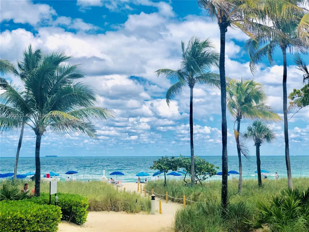 10275 Collins Ave #427 Bal Harbour, FL 33154