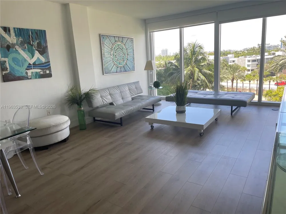 10275 Collins Ave #427 Bal Harbour, FL 33154
