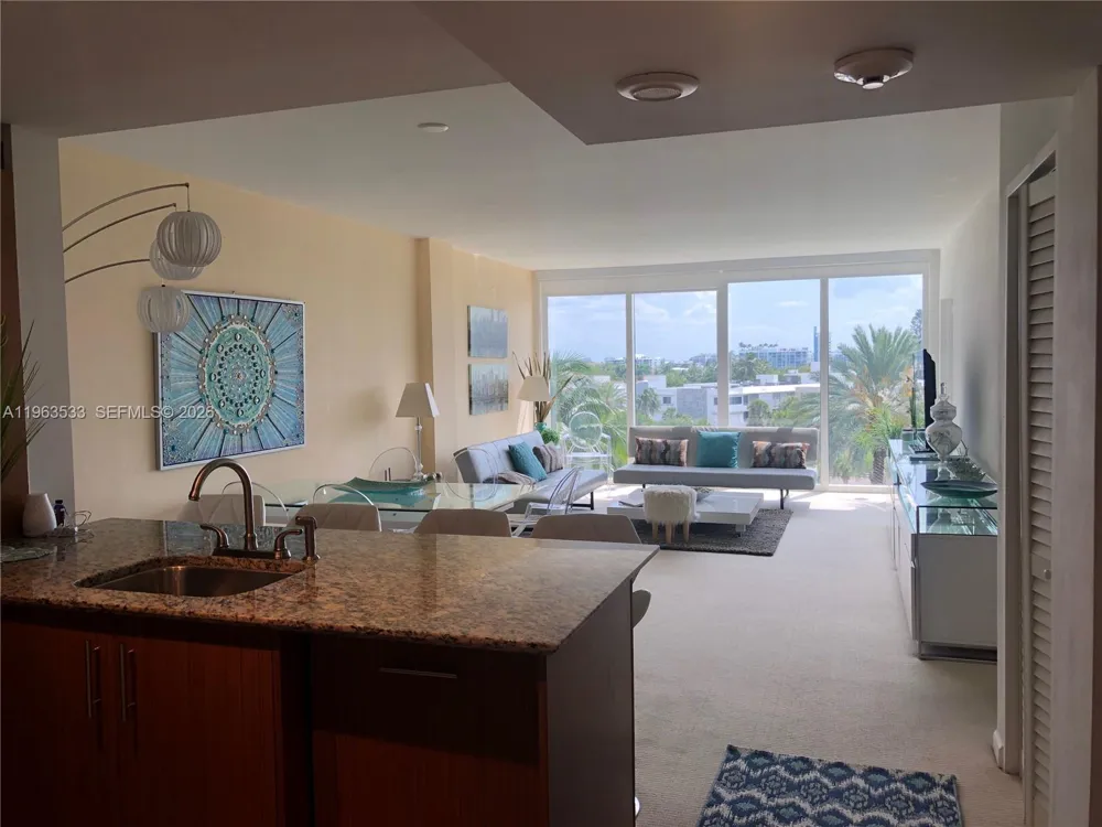 10275 Collins Ave #427 Bal Harbour, FL 33154