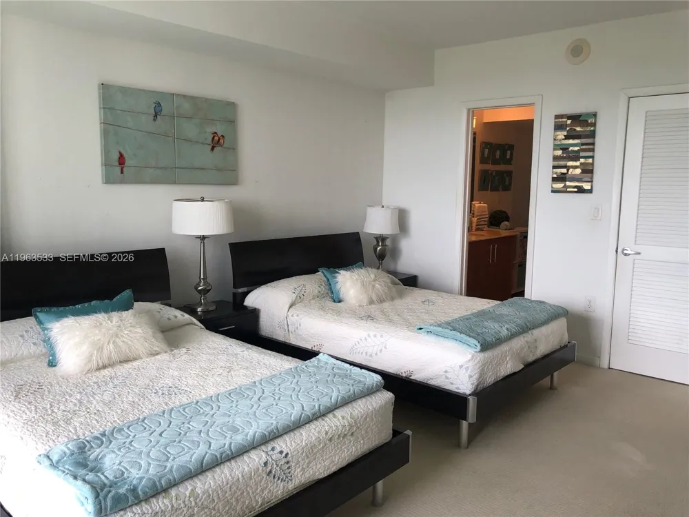 10275 Collins Ave #427 Bal Harbour, FL 33154
