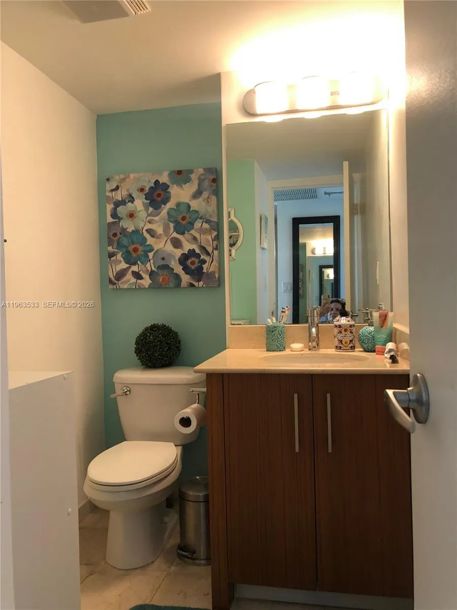 10275 Collins Ave #427 Bal Harbour, FL 33154
