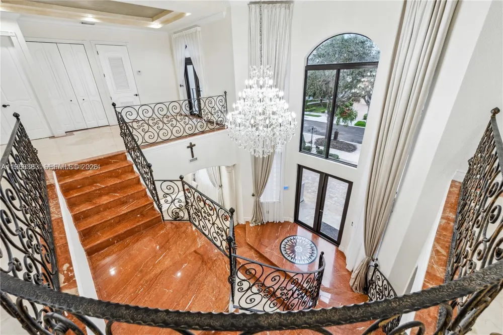 8200 NW 163rd St Miami Lakes, FL 33016