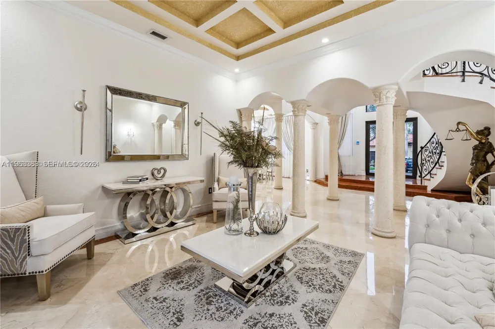 8200 NW 163rd St Miami Lakes, FL 33016