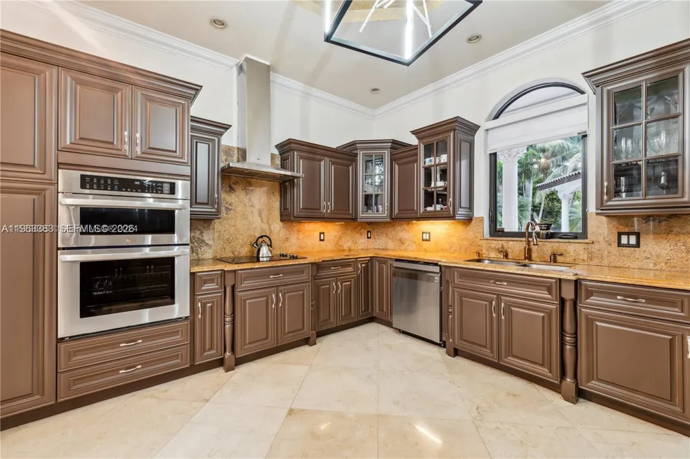 8200 NW 163rd St Miami Lakes, FL 33016