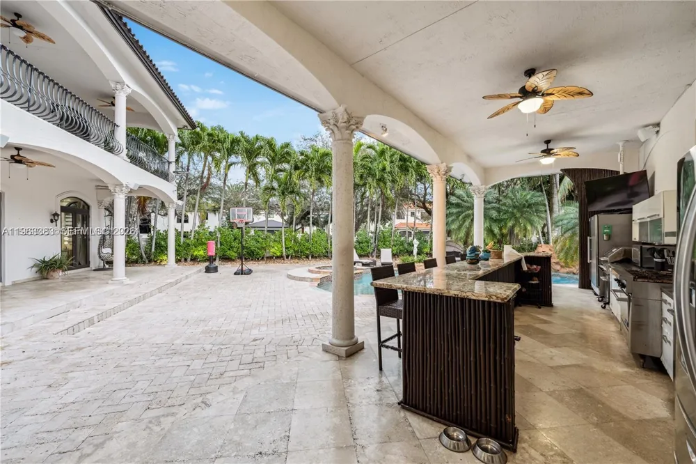 8200 NW 163rd St Miami Lakes, FL 33016