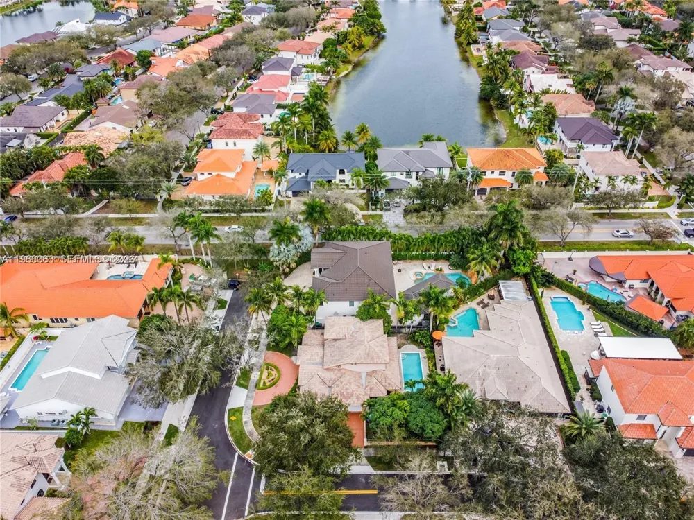 8200 NW 163rd St Miami Lakes, FL 33016