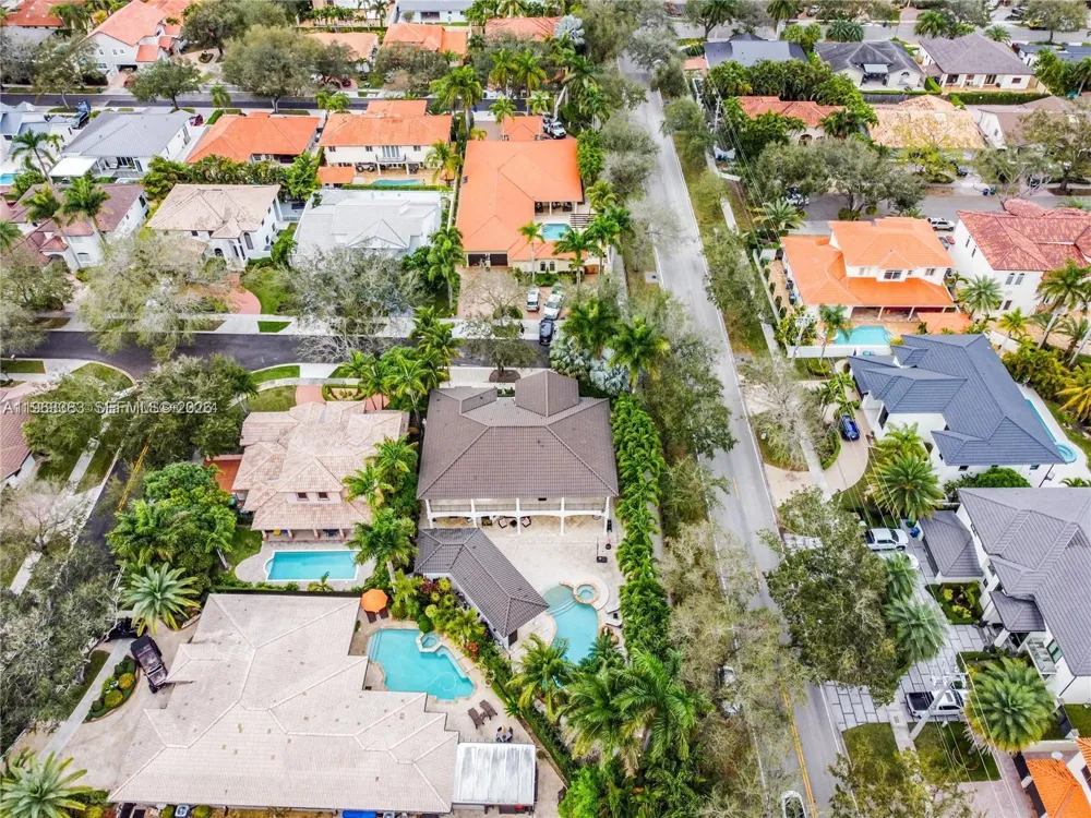8200 NW 163rd St Miami Lakes, FL 33016
