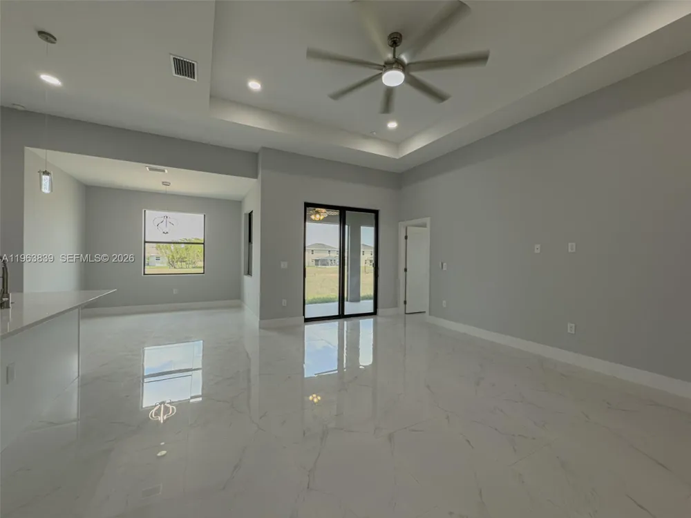 417 Paddock St Lehigh Acres, FL 33974