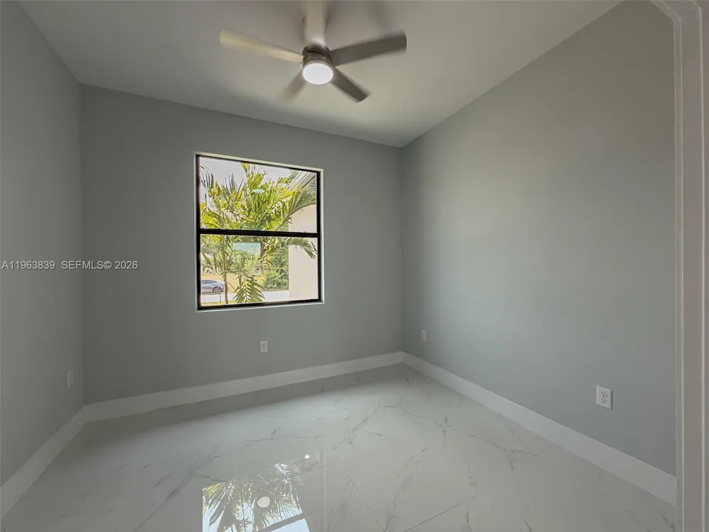 417 Paddock St Lehigh Acres, FL 33974