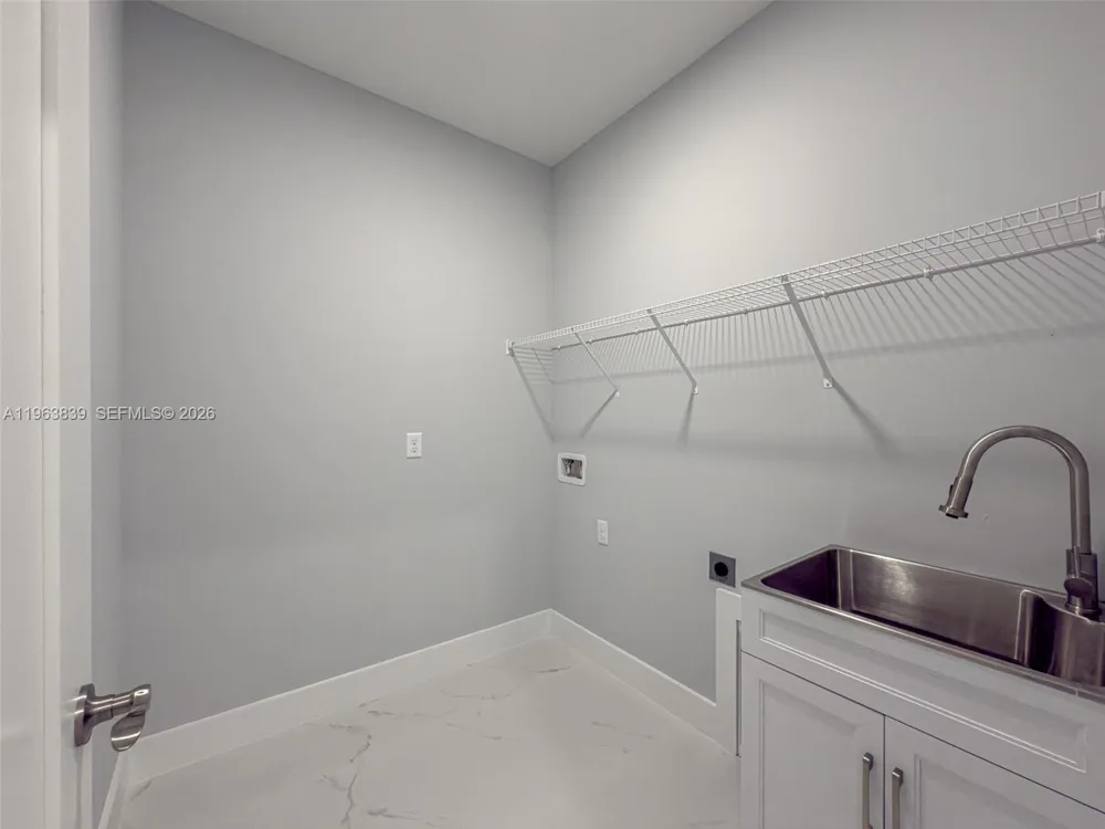417 Paddock St Lehigh Acres, FL 33974