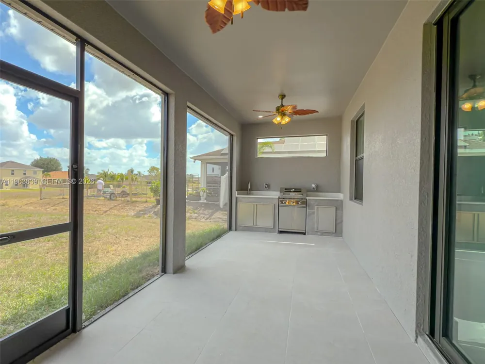 417 Paddock St Lehigh Acres, FL 33974