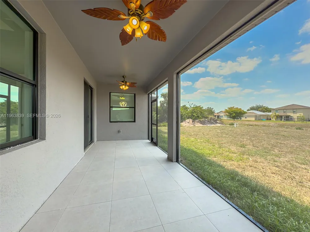 417 Paddock St Lehigh Acres, FL 33974