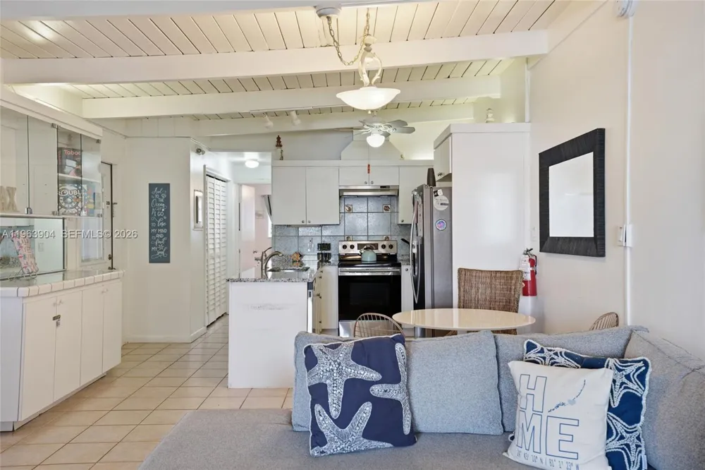 151 10th St Key Colony, FL 33051