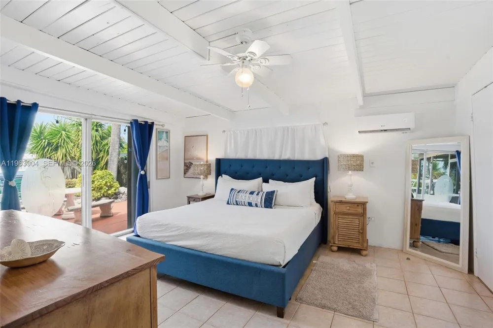 151 10th St Key Colony, FL 33051
