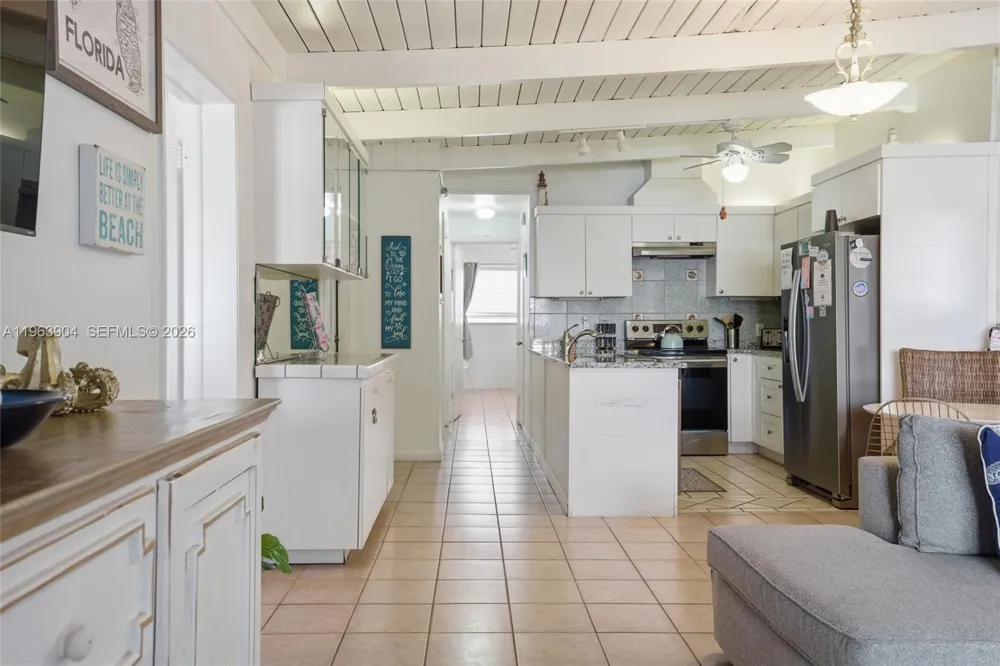 151 10th St Key Colony, FL 33051