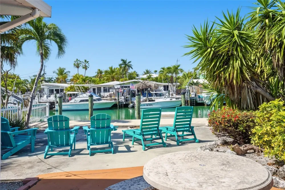 151 10th St Key Colony, FL 33051