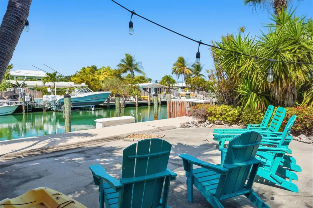 151 10th St Key Colony, FL 33051