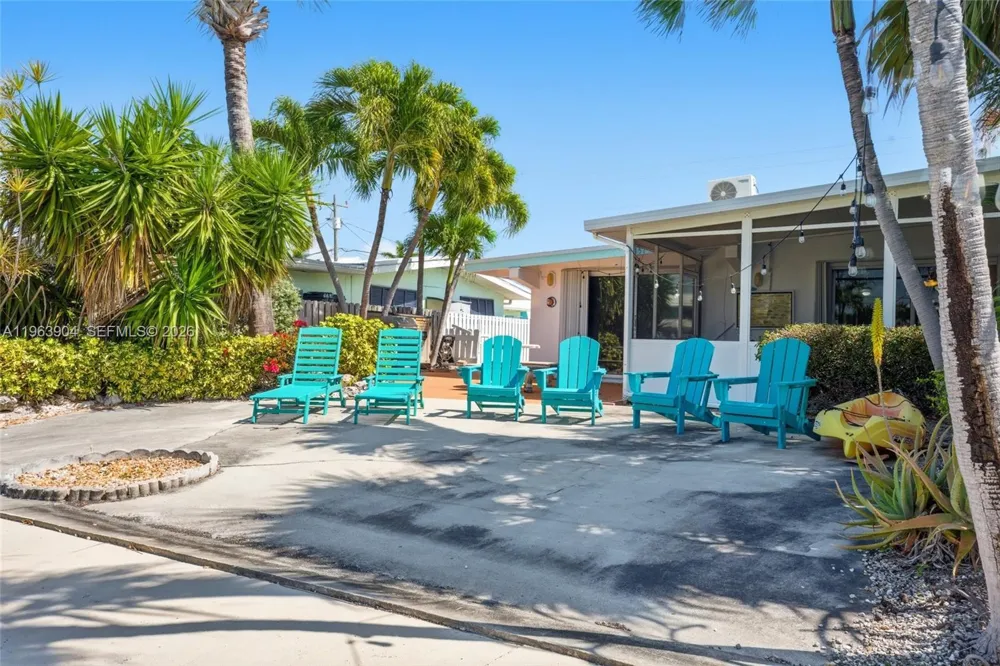 151 10th St Key Colony, FL 33051