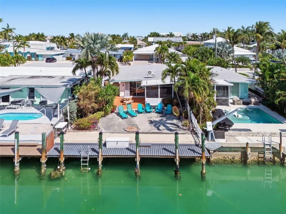151 10th St Key Colony, FL 33051