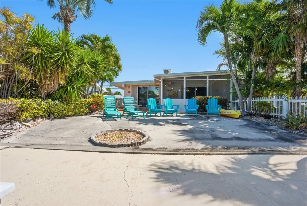 151 10th St Key Colony, FL 33051