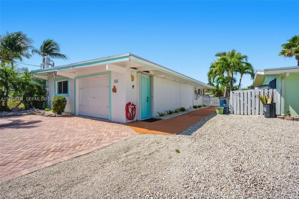 151 10th St Key Colony, FL 33051