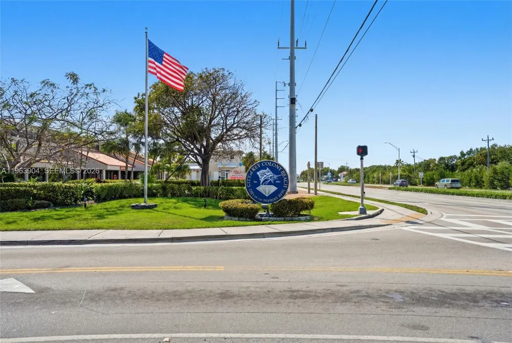 151 10th St Key Colony, FL 33051