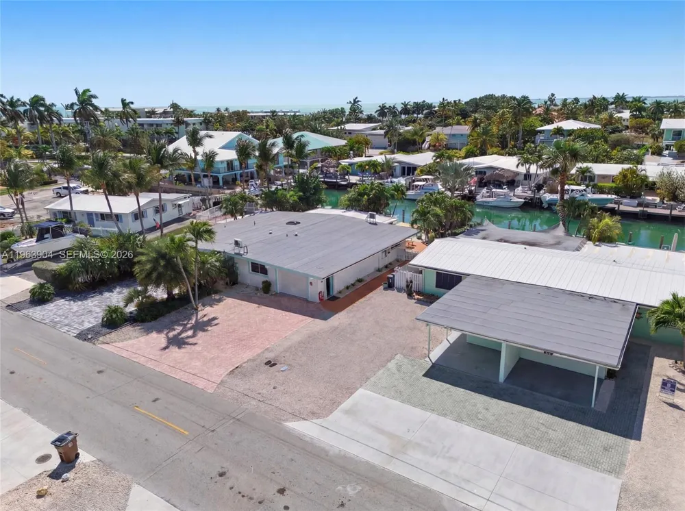 151 10th St Key Colony, FL 33051