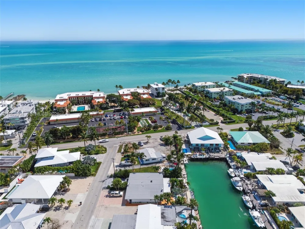 151 10th St Key Colony, FL 33051
