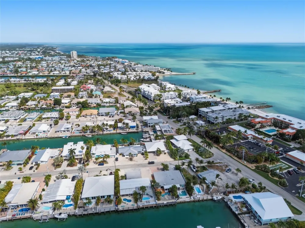 151 10th St Key Colony, FL 33051