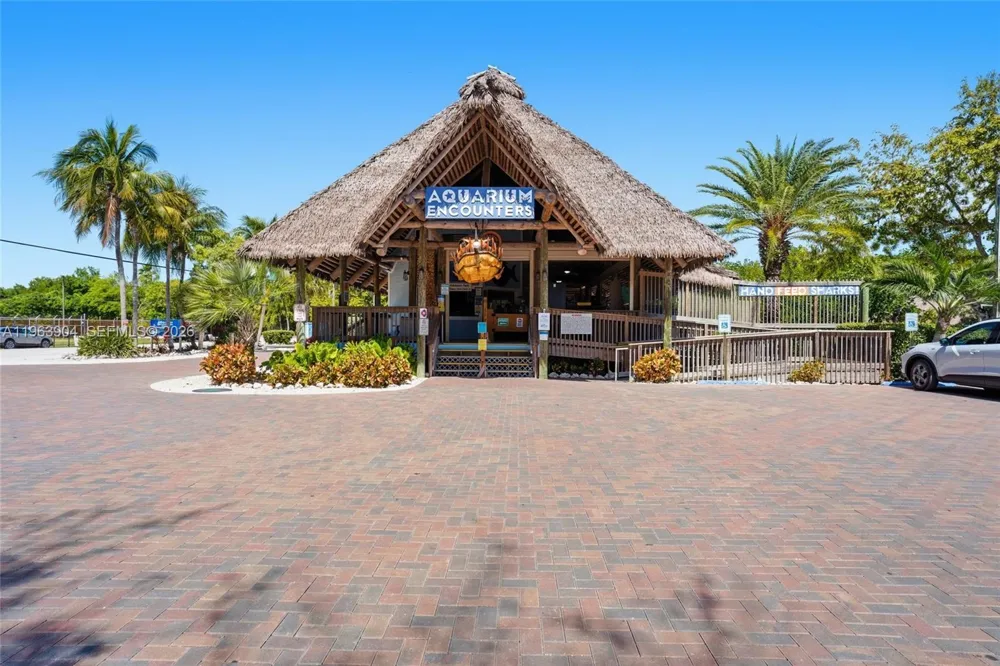 151 10th St Key Colony, FL 33051