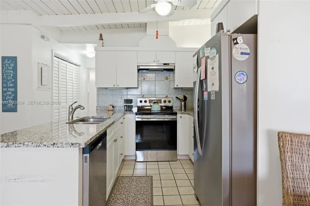151 10th St Key Colony, FL 33051