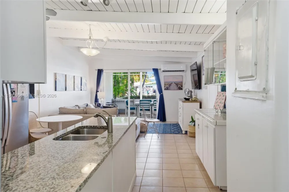 151 10th St Key Colony, FL 33051