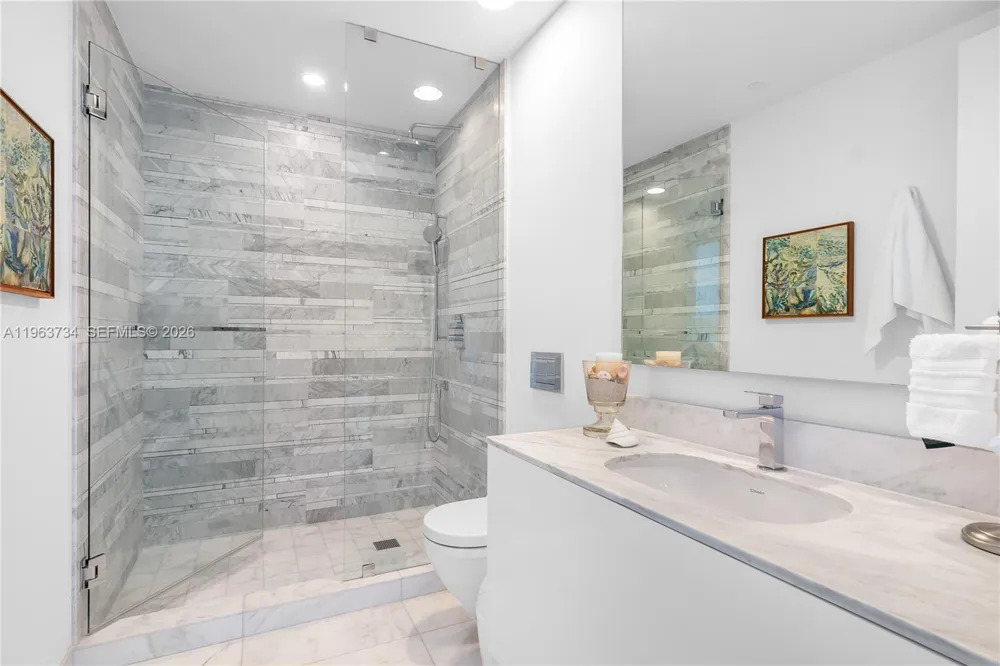10201 Collins Ave #1205 Bal Harbour, FL 33154