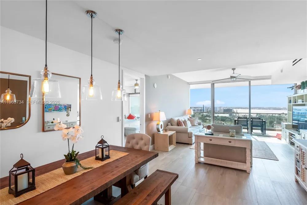 10201 Collins Ave #1205 Bal Harbour, FL 33154