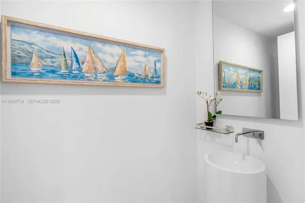10201 Collins Ave #1205 Bal Harbour, FL 33154